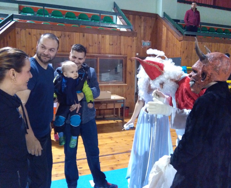 Mikuláš naděloval i Hipposu / certi-2017-05.jpg