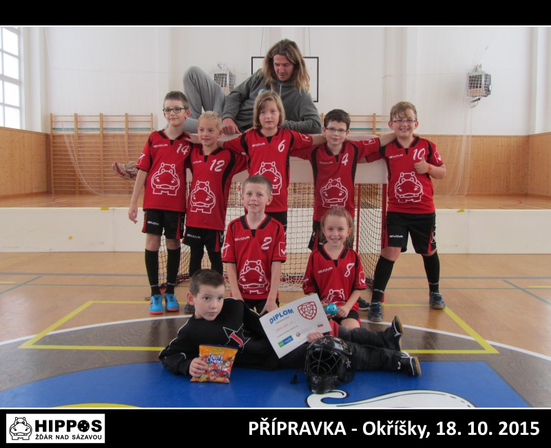 Přípravka – 1. turnaj – Okříšky 18. 10. 2015 – 2. místo / Pripravka_2015-10-18_Okrisky.JPG